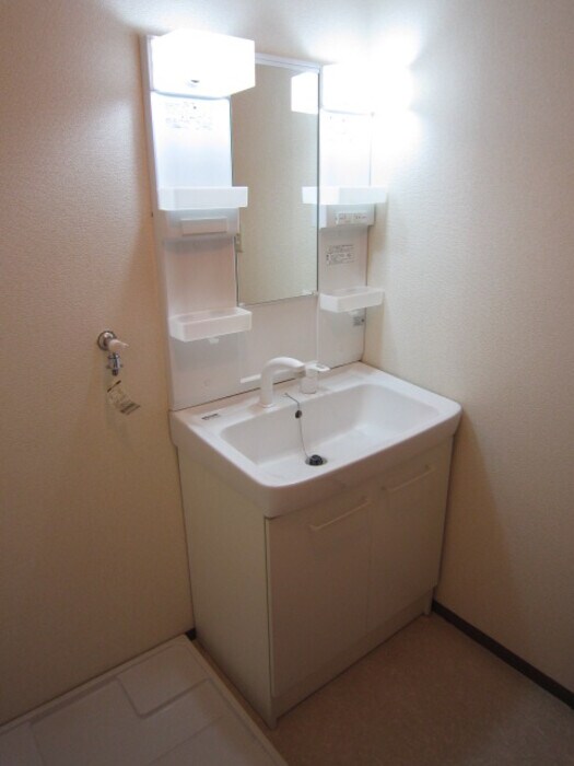 ハイカムール川口の物件内観写真