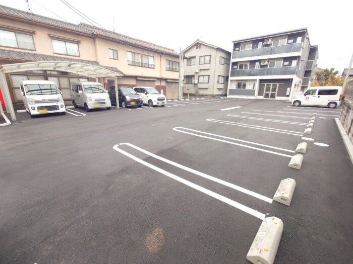 Ｄ-ｒｏｏｍＴＳＵＣＨＩＹＡの物件外観写真