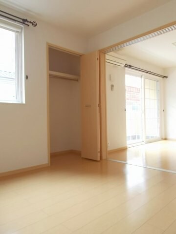 ジョワメゾンの物件内観写真