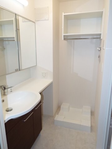 D-room新涯の物件内観写真