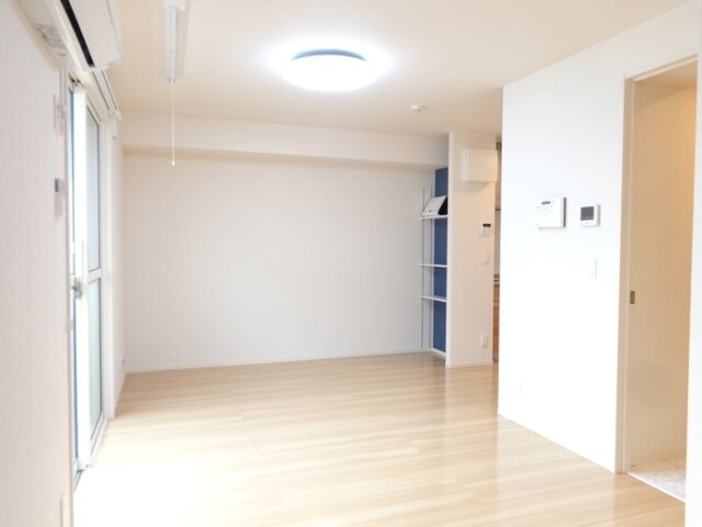 キャルル　B棟の物件内観写真