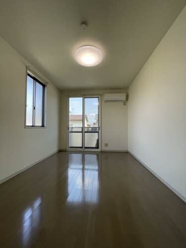 コンフォートSⅢ棟の物件内観写真