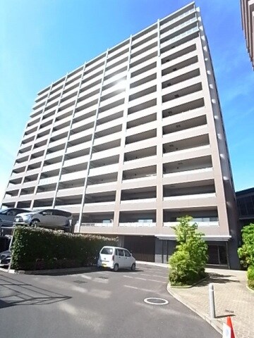 ポレスター緑町公園の物件外観写真