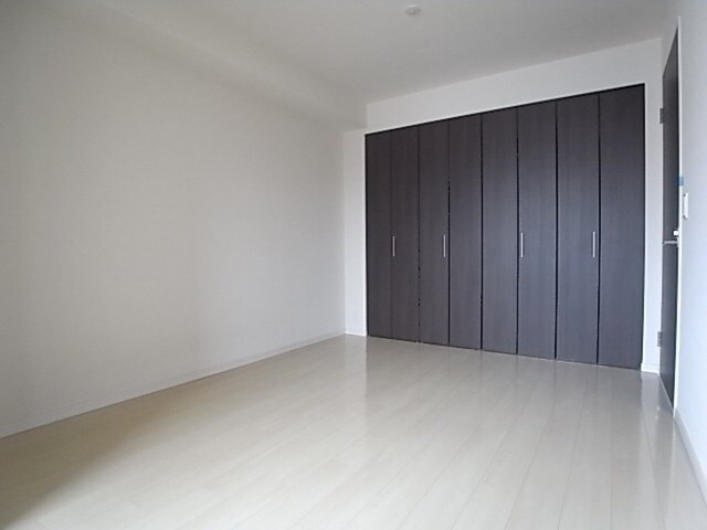 ポレスター緑町公園の物件内観写真