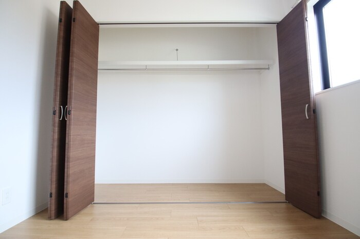 ガーデンヒルズ東手城 Aの物件内観写真