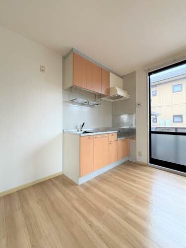 メゾンティアラA棟の物件内観写真