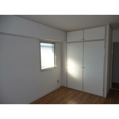 グレーシル鷹取の物件内観写真