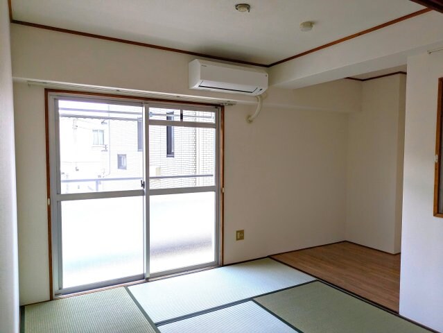 グレーシル鷹取の物件内観写真