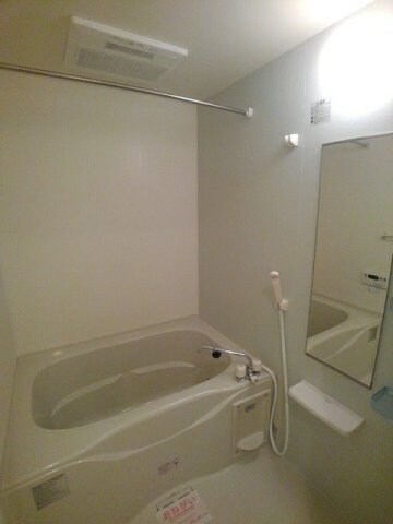 ジェルメ　Ａの物件内観写真