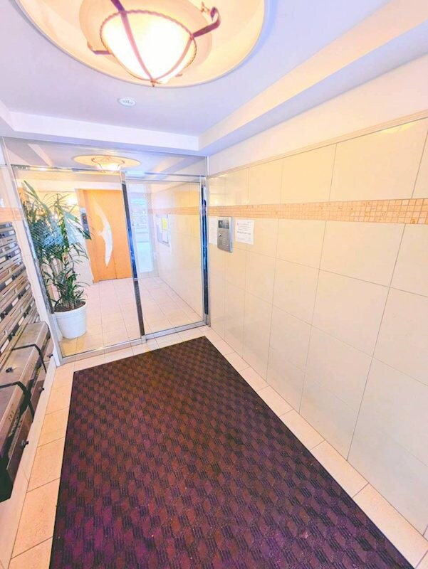 甲東中学校前駅 徒歩3分 6階の物件外観写真