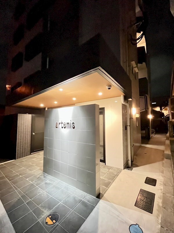 新永田橋徒歩6分の物件外観写真