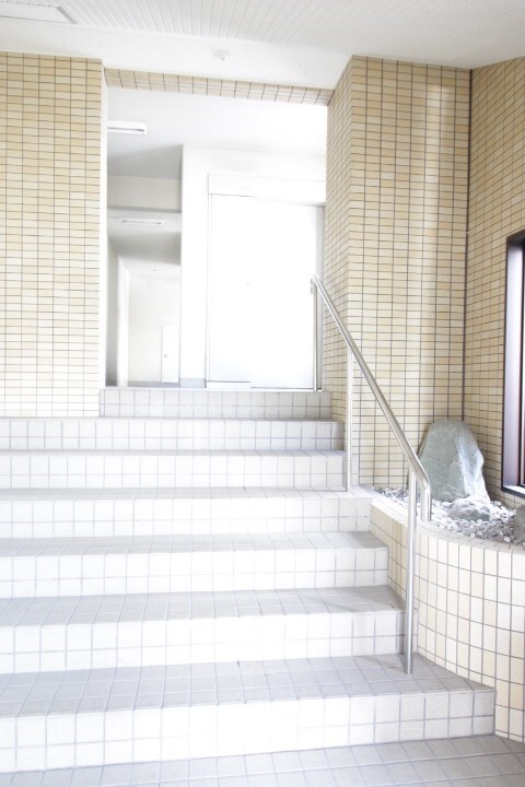 市役所前駅 徒歩5分の物件外観写真