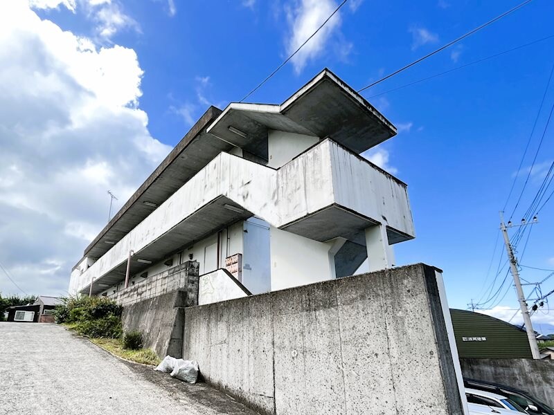 平川シーサイドマンションの物件外観写真