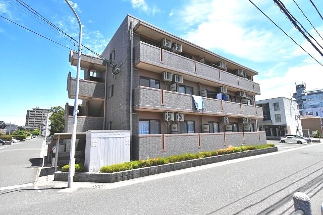 谷山駅 徒歩5分の物件外観写真