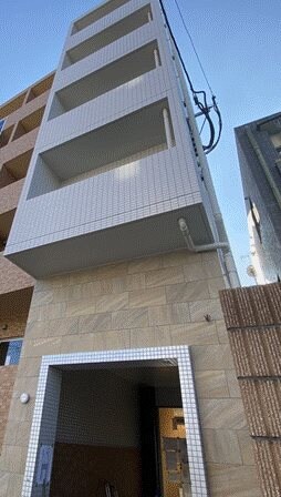 谷山駅 徒歩3分の物件外観写真