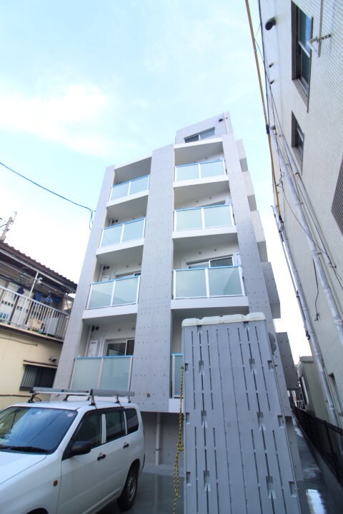 二軒茶屋駅 徒歩3分の物件外観写真