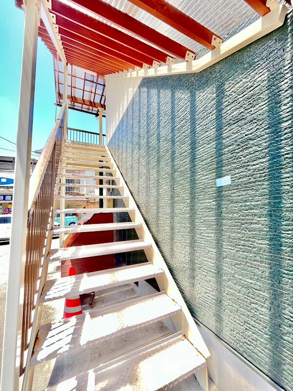 坂之上駅 徒歩5分の物件外観写真