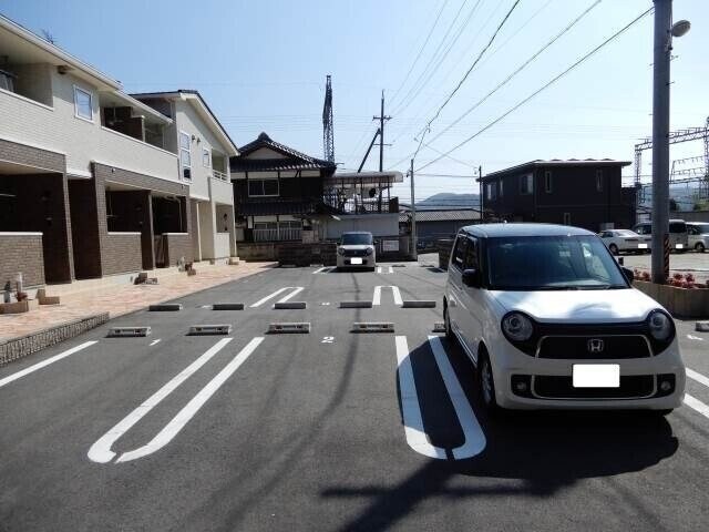 Ｍ・ウェイブⅡの物件外観写真