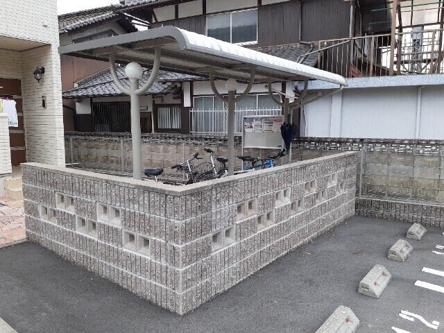 Ｍ・ウェイブⅡの物件外観写真