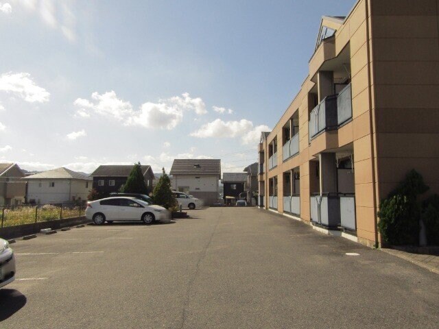 ネオヴィーヴルの物件外観写真