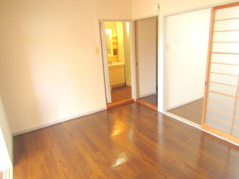 エルシャトー鴻之台の物件内観写真
