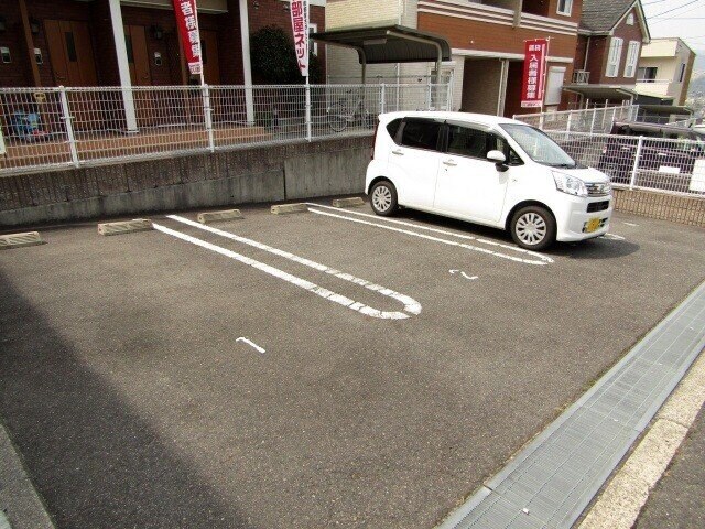 サンヒルズ鴻之台の物件外観写真