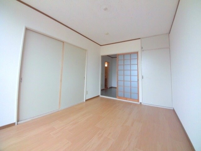 ドルフィン№１の物件内観写真