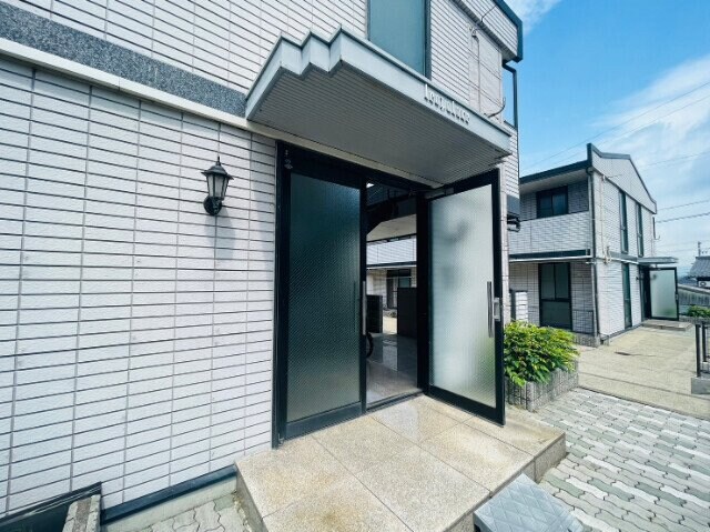 グランピアA棟の物件外観写真