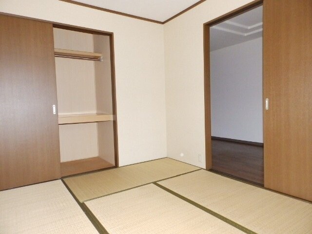 グランドパレス松井の物件内観写真