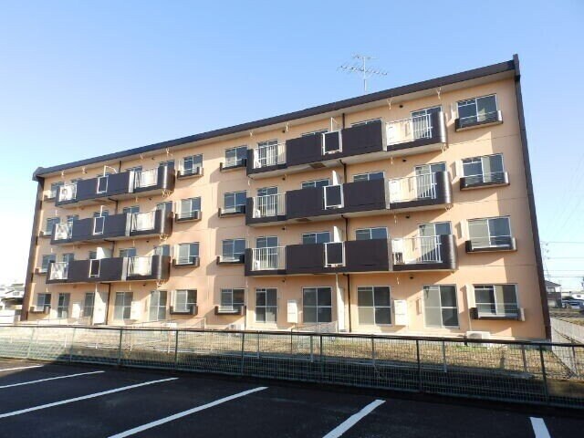 フィレンツェ桑名Ｂ棟の物件外観写真