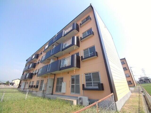 フィレンツェ桑名Ｂ棟の物件外観写真