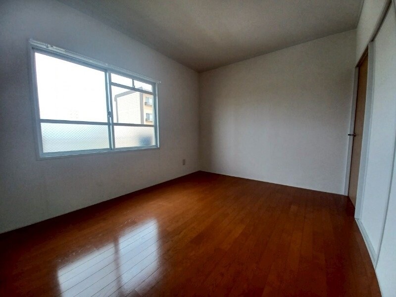 フィレンツェ桑名Ｂ棟の物件内観写真