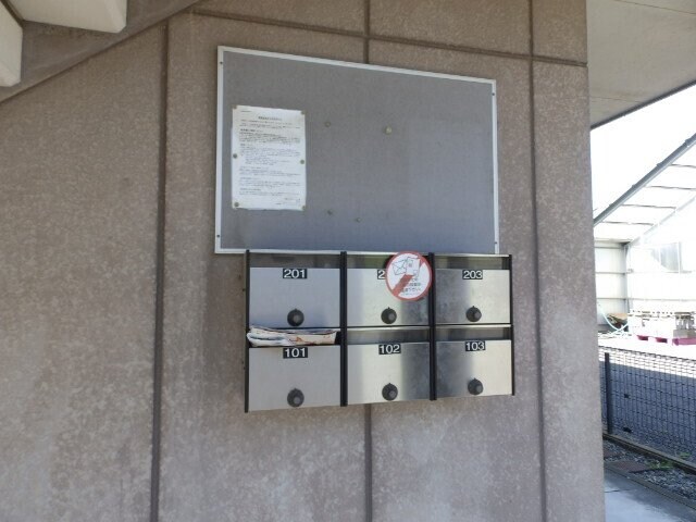 プチ・カーサの物件外観写真