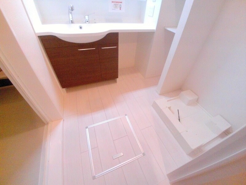 コンフィアンスの物件内観写真