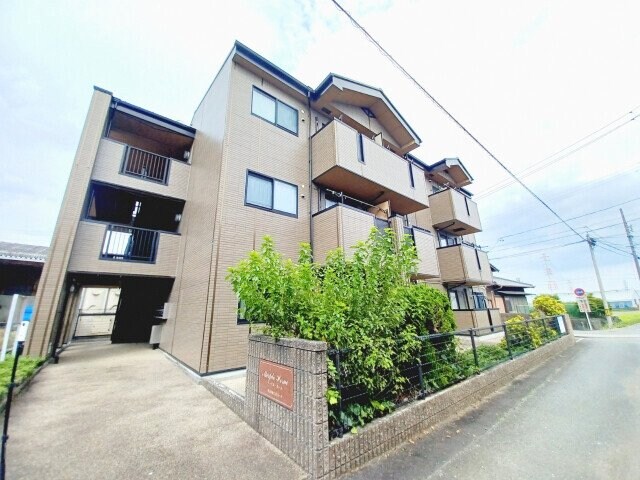 マープルホームの物件外観写真