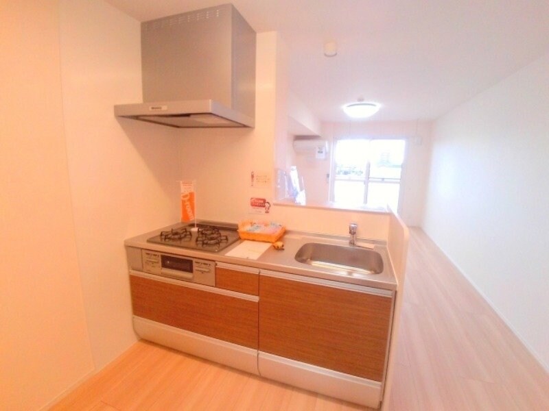 コンフィアンスの物件内観写真