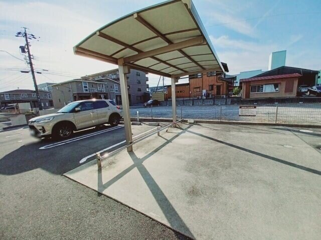 サクラーレ和泉の物件外観写真