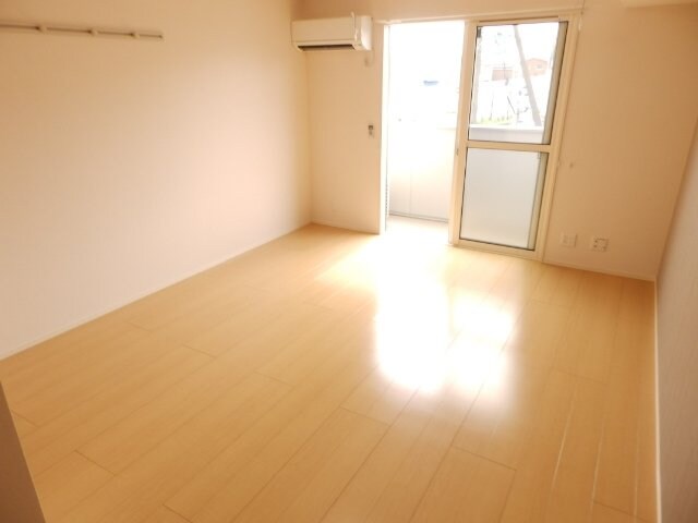 サクラーレ和泉の物件内観写真