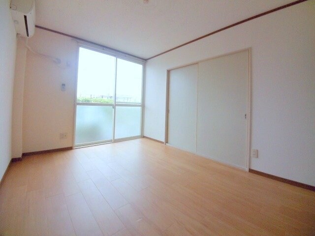 ドルフィン№１の物件内観写真