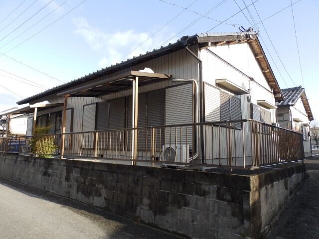 須藤ハイツ　南棟の物件外観写真