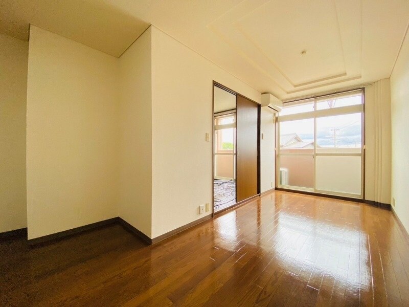 グランドパレス松井の物件内観写真