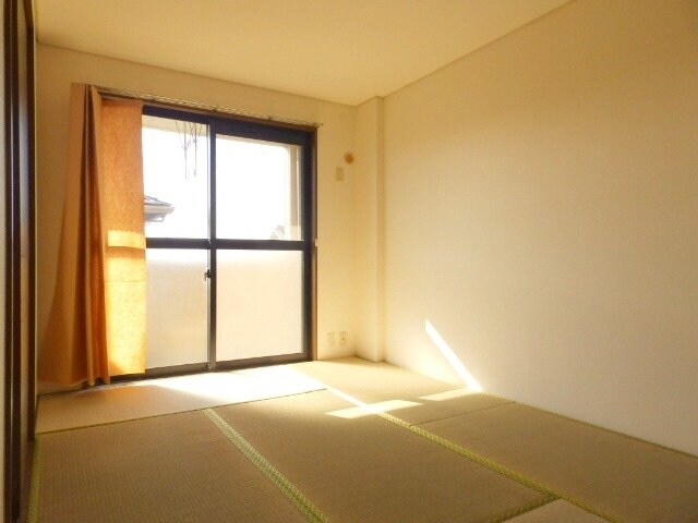 Ｒｕｍｉｎａｃｅの物件内観写真