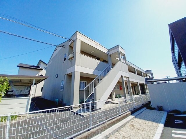 りんごハウスの物件外観写真