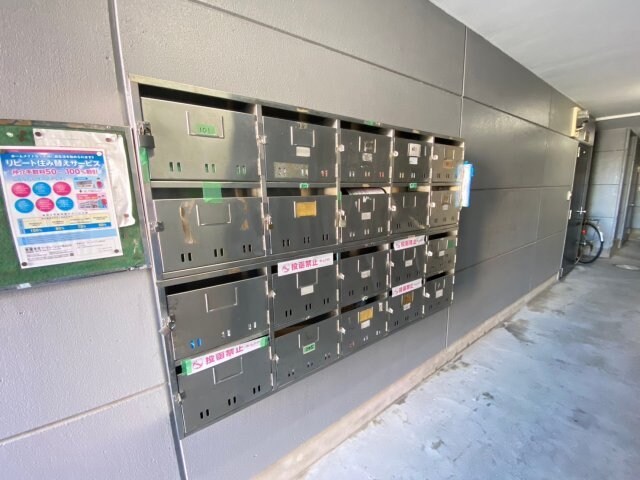 コーポパーシモンの物件外観写真