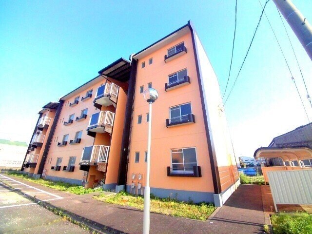 フィレンツェ桑名Ｂ棟の物件外観写真