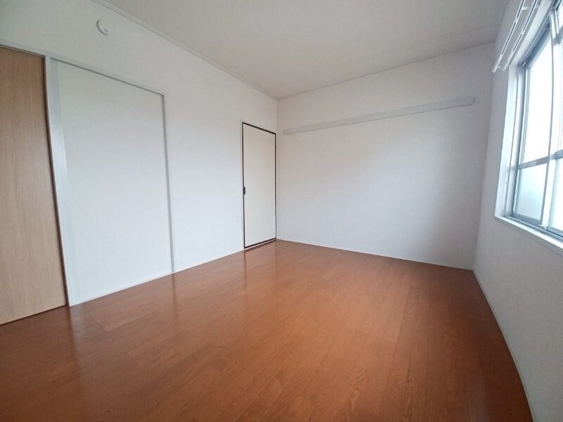 フィレンツェ桑名Ｂ棟の物件内観写真