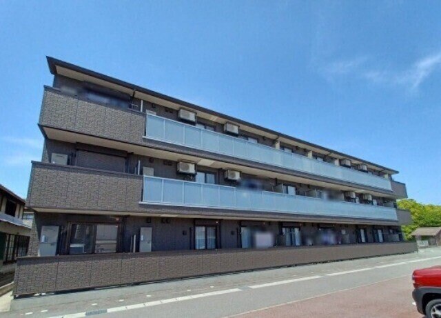 コンフィアンスの物件外観写真