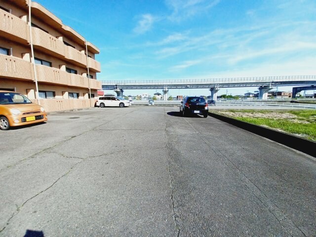 ハビテーション三石塚の物件外観写真