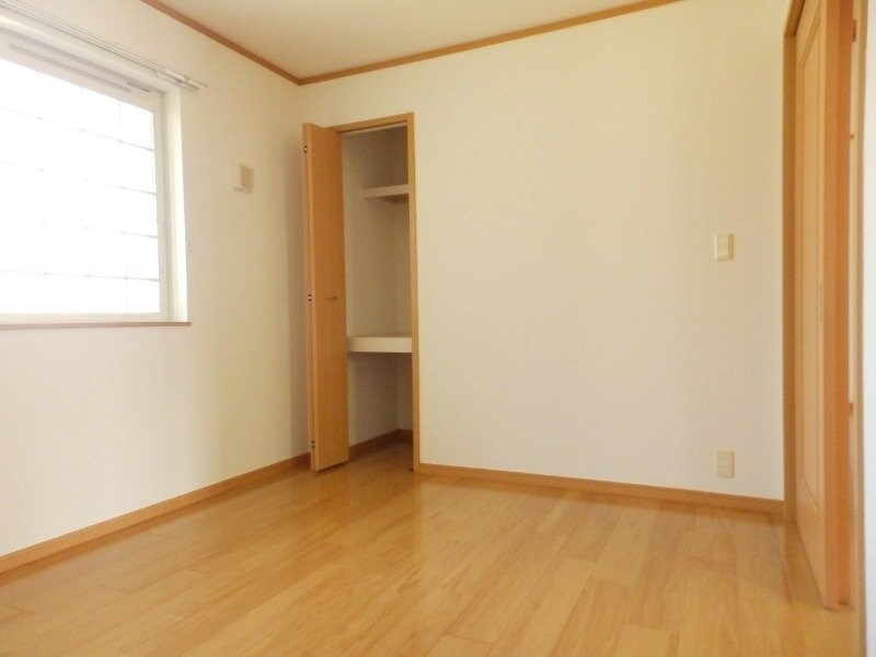 エトワール・シャンの物件内観写真