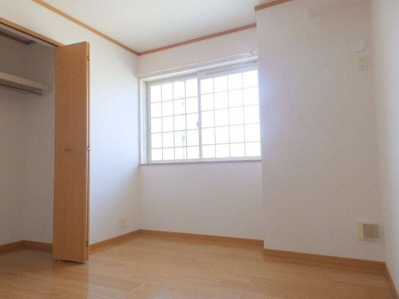 エトワール・シャンの物件内観写真